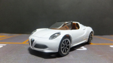 マジョレット ALFA ROMEO 4C SPIDER