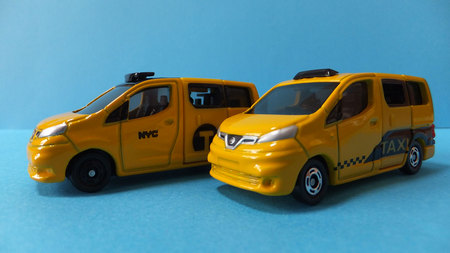 トミカ NO.27 日産 NV200 タクシー（通常版・初回特別仕様）