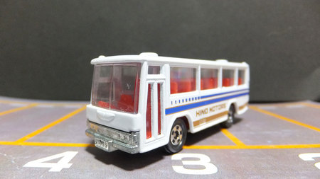 トミカ 絶版 NO.41 HINO RAINBOW SKELETON BUS