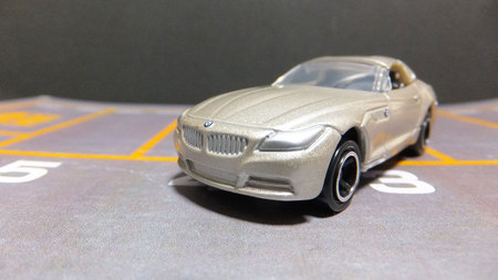 NO61 絶版 BMW Z4 （初回特別カラー）