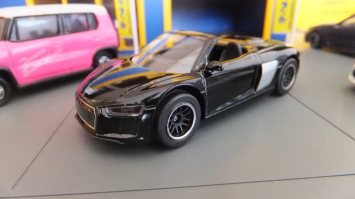 マジョレット Audi R8