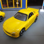 ドリームトミカ SP 頭文字D FD3S RX-7 （赤城レッドサンズ）