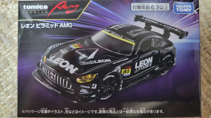 トミカ プレミアム レーシング レオン ピラミッド AMG