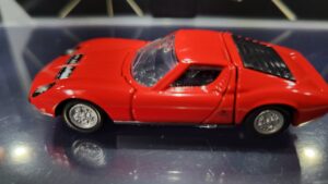 ランボルギーニ ミウラ P400S